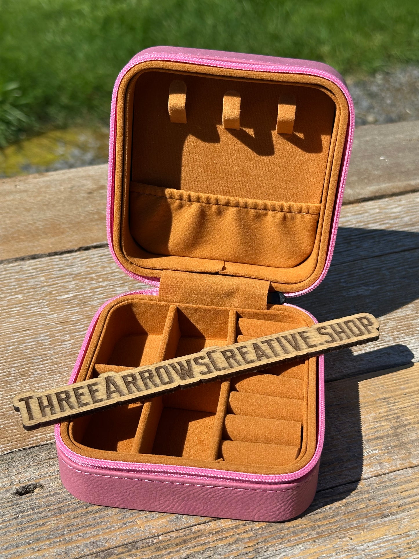 Pink Horseshoe Jewelry Box