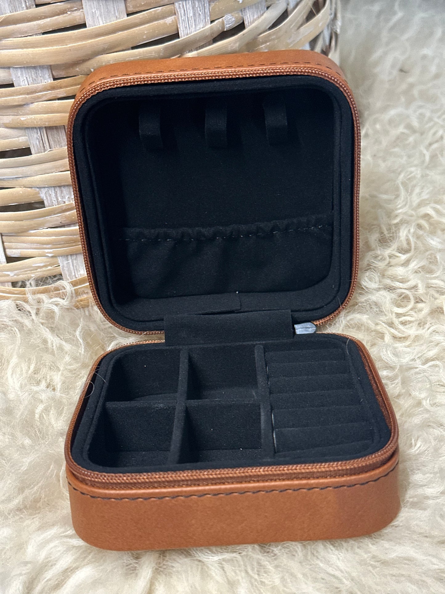Welcome to the Wild Small Travel Jewelry Box
