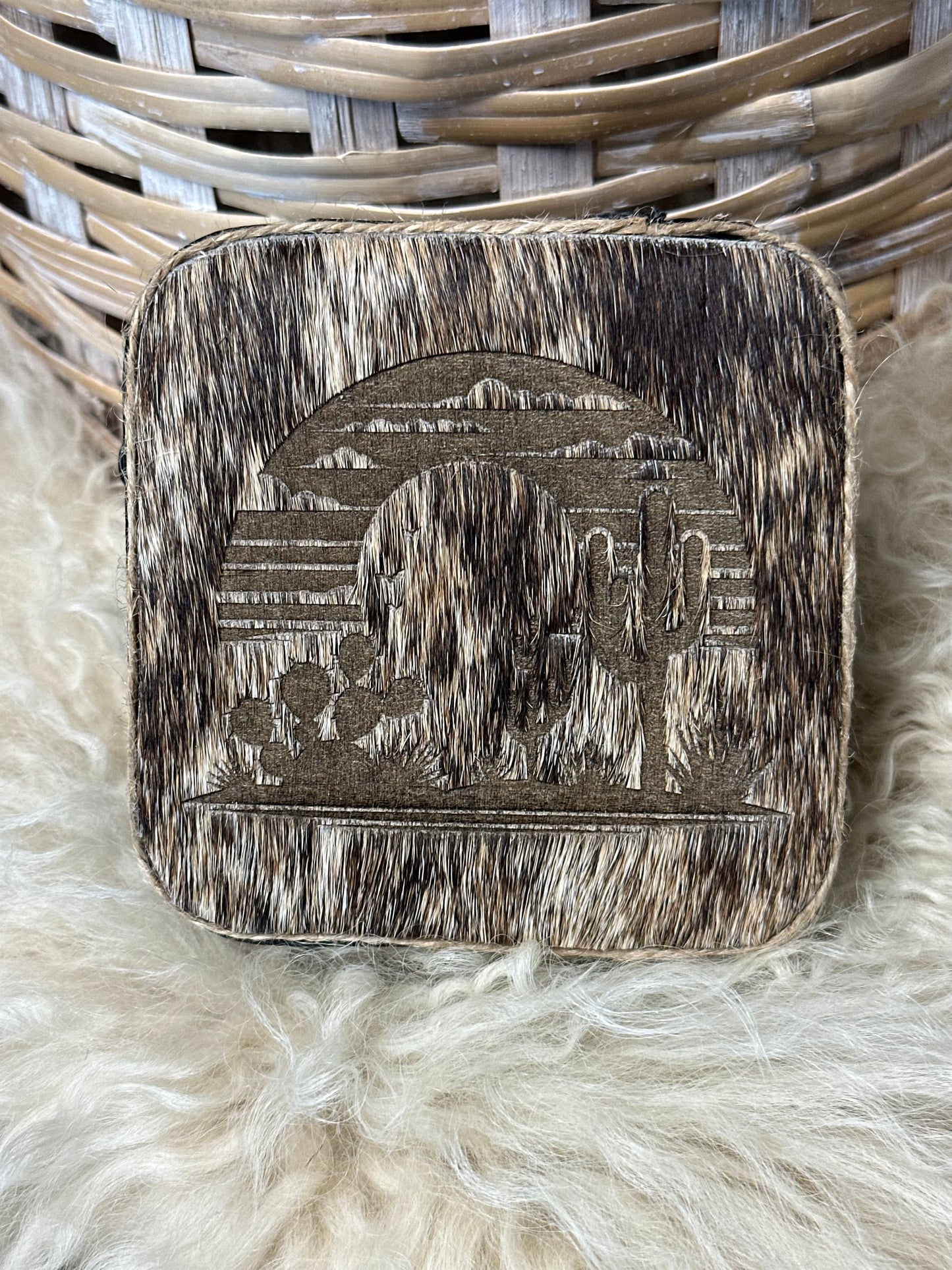 Small Desert Oasis Black With Silver Stitching Travel Jewelry Box