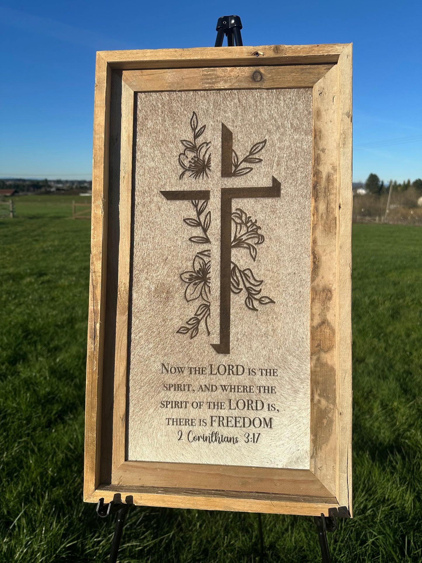 Large Engraved Cowhide Picture-Floral Cross(Gray/Silver)