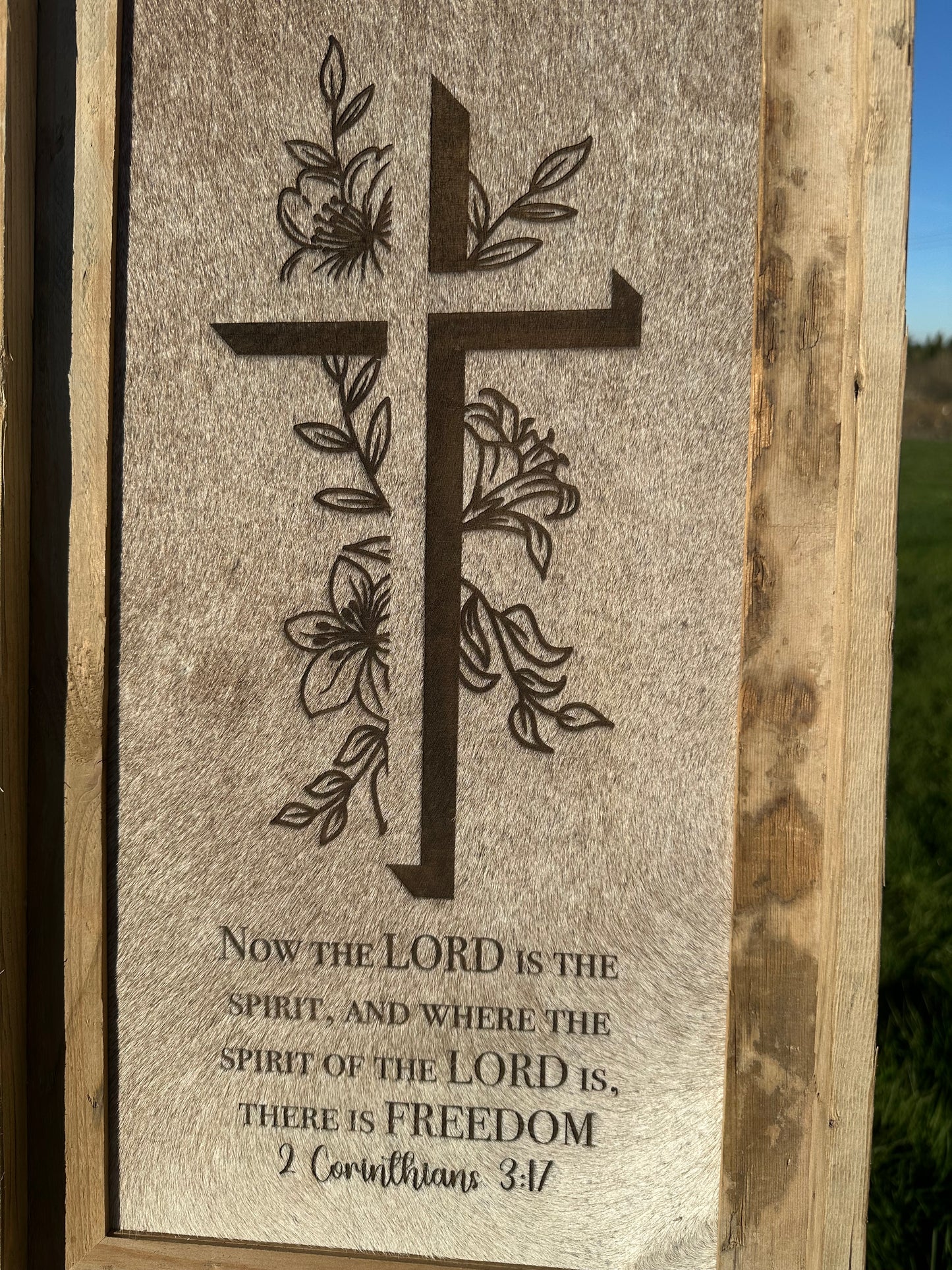 Large Engraved Cowhide Picture-Floral Cross(Gray/Silver)