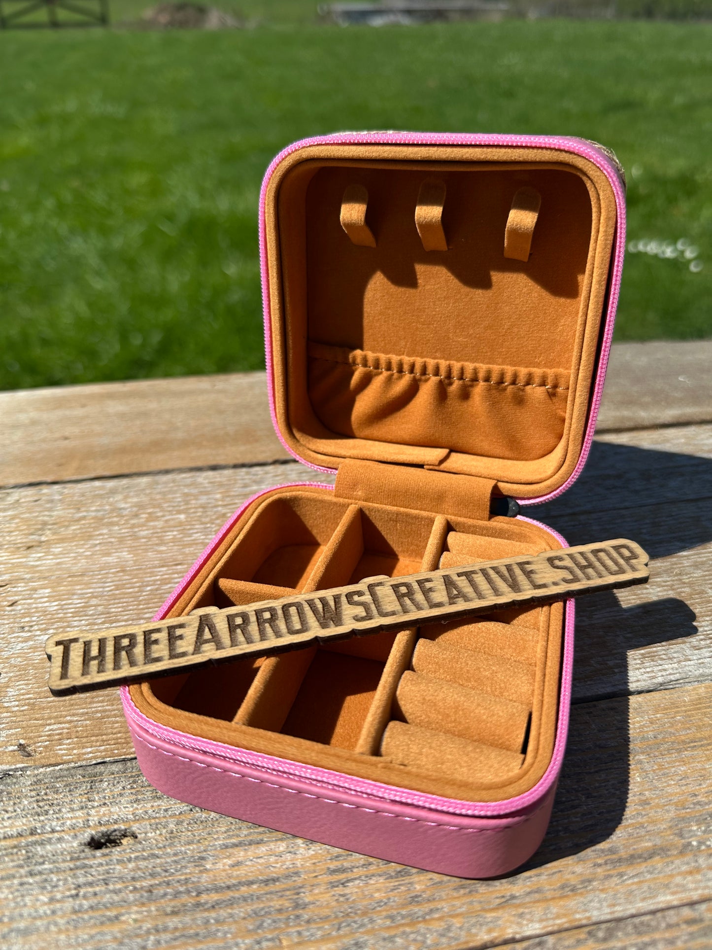 Pretty Things Inside Small Pink Jewelry Box