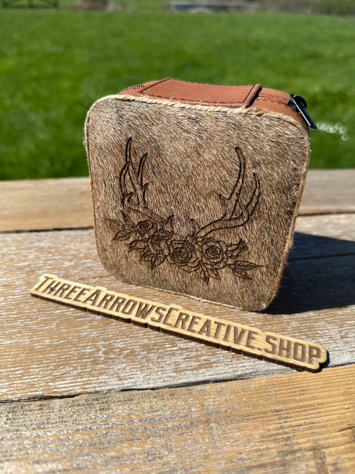 Brown Floral Antler Jewelry Box