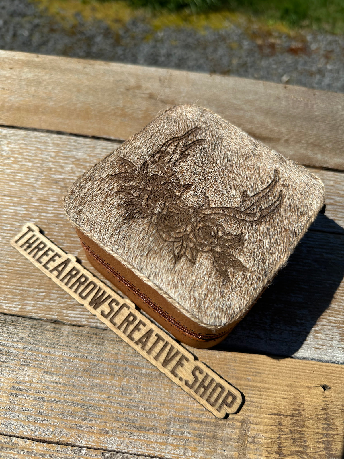 Brown Floral Antler Jewelry Box