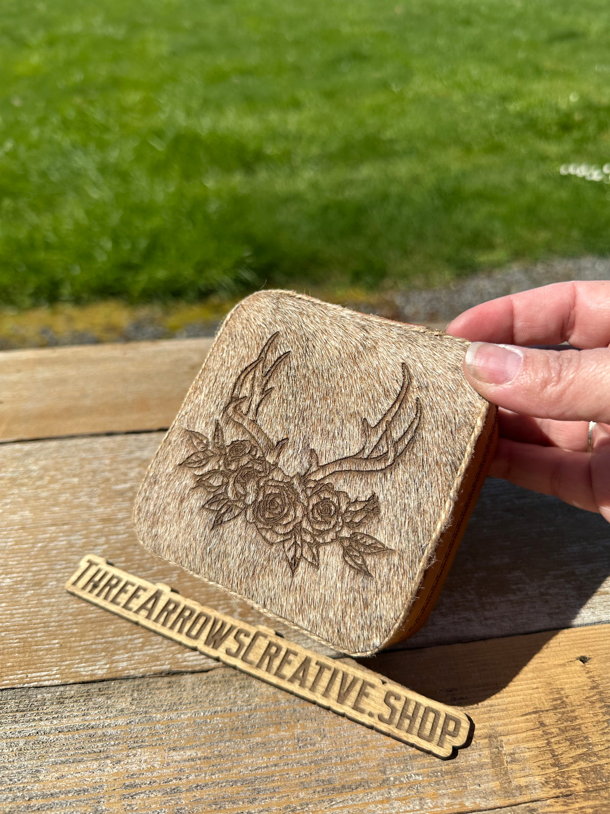 Brown Floral Antler Jewelry Box