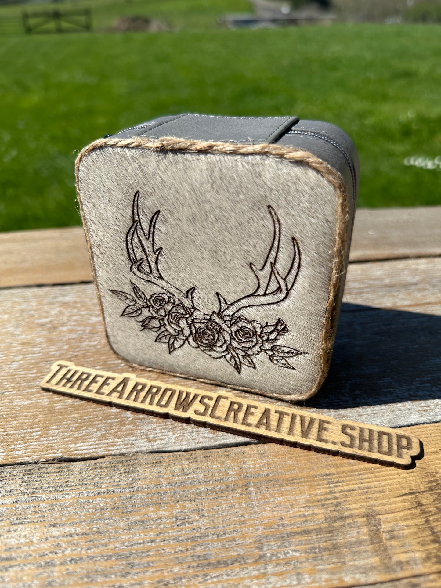 Gray Floral Antler Jewelry Box