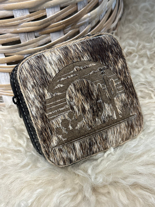 Small Desert Oasis Black With Silver Stitching Travel Jewelry Box