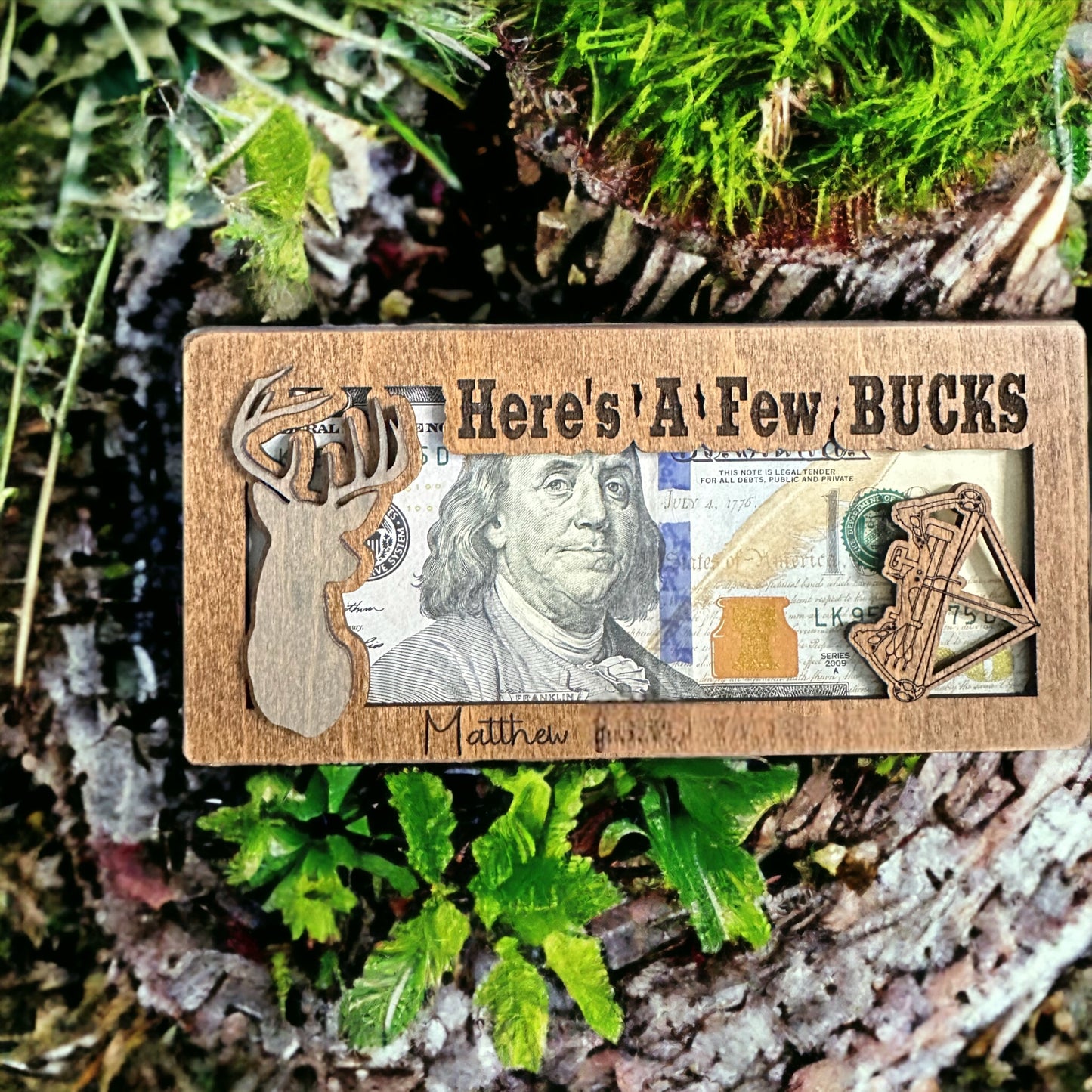 Here's a Few Bucks Hunting Money Holder